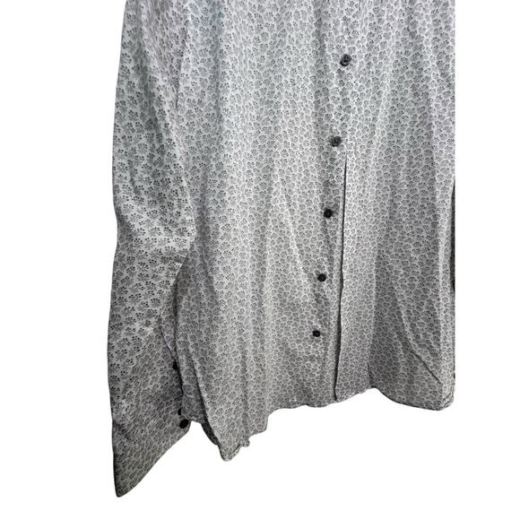John Varvatos Men's Floral Print Long Sleeves Button Down Shirt Size Medium - Picture 2 of 7